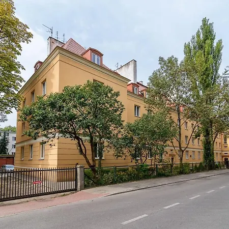 Rodzinny I Przytulny Z Jedna Sypialnia W Warszawie By Rent Like Apartment Warsaw
